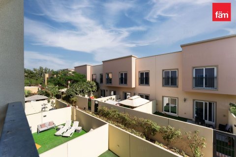 Řadový dům v Dubai, SAE 3 ložnice, 164.8 m² Č.: 668839 - fotografie 4