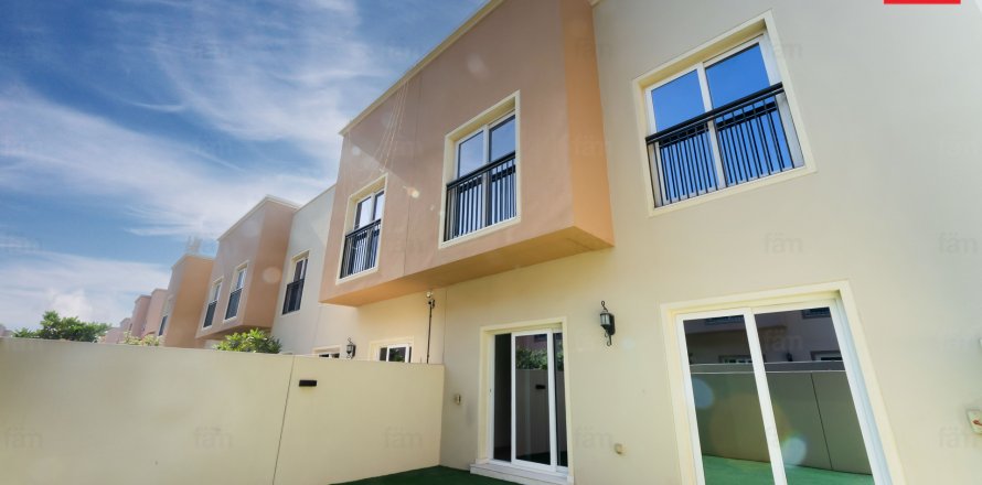 Rijtjeshuis in Dubai, VAE 3 slaapkamers, 164.8 vr.m. nr 668839