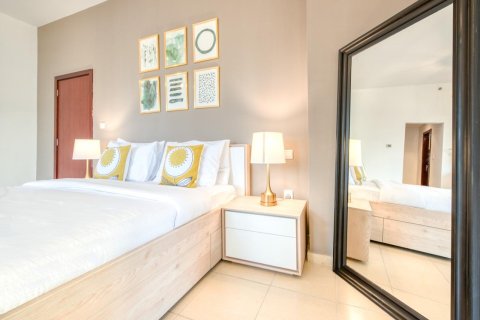Apartamento para arrendamento em Jumeirah Beach Residence, Dubai, EAU 1 quarto, 107.54 m2 № 751055 - foto 2