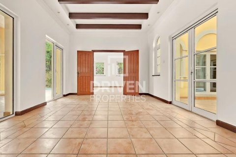 Villa The Villa, Dubaijā, AAE 5 istabas, 1000.94 m2 Nr. 745296 - attēls 4