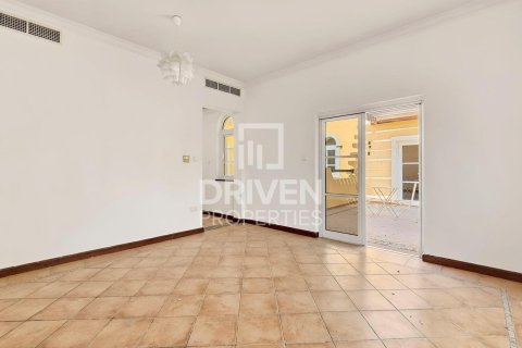 Villa The Villa, Dubaijā, AAE 5 istabas, 1000.94 m2 Nr. 745296 - attēls 13