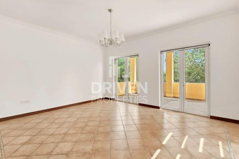 Villa The Villa, Dubaijā, AAE 5 istabas, 1000.94 m2 Nr. 745296 - attēls 16