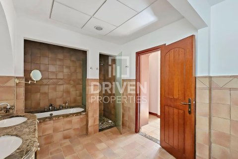 Villa The Villa, Dubaijā, AAE 5 istabas, 1000.94 m2 Nr. 745296 - attēls 25