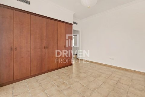 Villa The Villa, Dubaijā, AAE 5 istabas, 1000.94 m2 Nr. 745296 - attēls 10