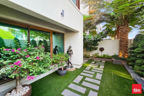 Villa te huur in Meydan, Dubai, VAE 6 slaapkamers, 536.4 vr.m., nr 711644 - foto 23