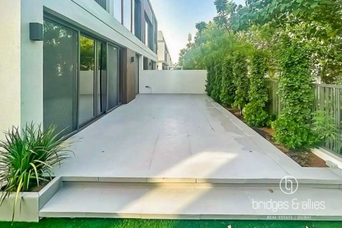 Villa uthyres i Dubai, UAE 4 sovrum, 222.4 kvm Nr. 669190 - fotografi 2