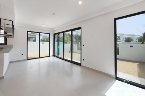 Villa uthyres i Dubai, UAE 4 sovrum, 222.4 kvm Nr. 669190 - fotografi 3