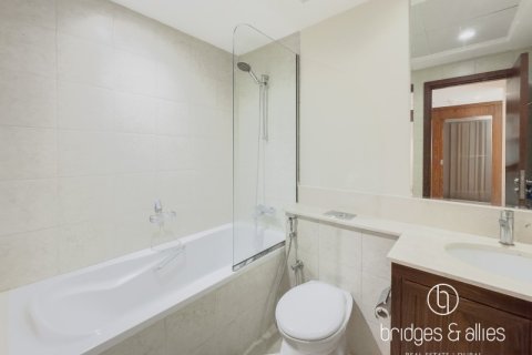 Lägenhet uthyres i Downtown Dubai (Downtown Burj Dubai), Dubai, UAE 1 sovrum, 85 kvm Nr. 669192 - fotografi 16