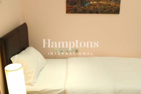 Villa til leje i Emirates Hills, Dubai, UAE 7 soveværelser, 1723.71947491 kvm № 700682 - foto 17