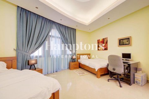Villa til leje i Emirates Hills, Dubai, UAE 7 soveværelser, 1723.71947491 kvm № 700682 - foto 6