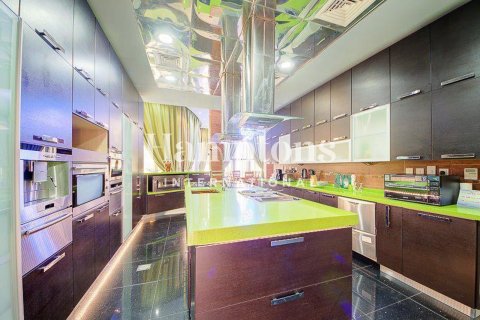 Villa til leje i Emirates Hills, Dubai, UAE 7 soveværelser, 1723.71947491 kvm № 700682 - foto 26