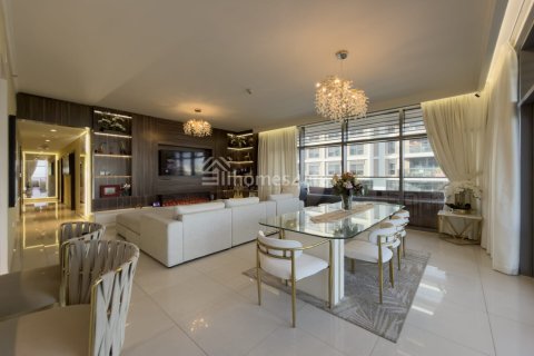 Byt v Dubai Hills Estate, SAE 3 ložnice, 181 m² Č.: 739922