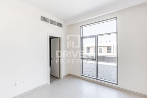 Vilë në Dubai South (Dubai World Central), Dubai, Emiratet e Bashkuara Arabe 5 dhoma gjumi, 376 m2. № 655538 - Foto 17