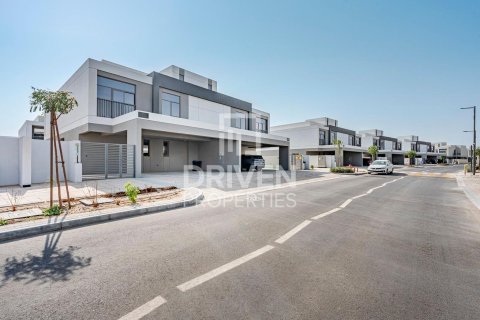 Vilë në Dubai South (Dubai World Central), Dubai, Emiratet e Bashkuara Arabe 5 dhoma gjumi, 376 m2. № 655538 - Foto 26