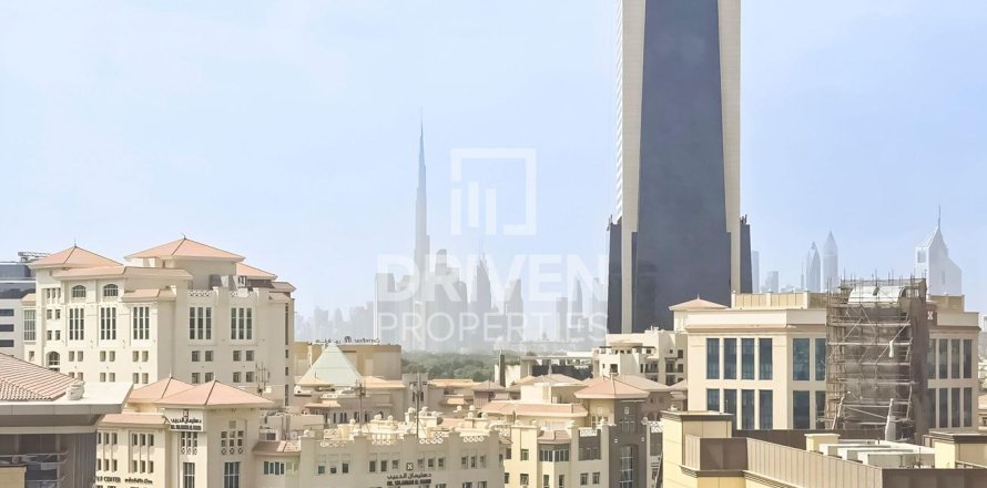 Квартира в Bur Dubai, Дубай, ОАЭ 1 комната, 70м2 № 655542