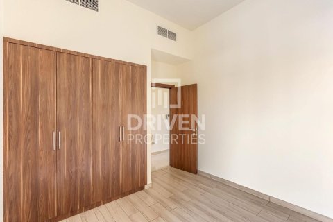 Villa te huur in Al Furjan, Dubai, VAE 4 slaapkamers, 152 vr.m., nr 655539 - foto 4
