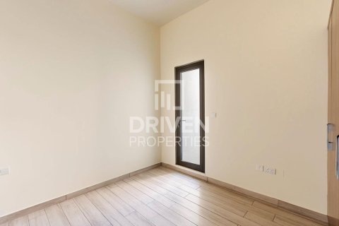 Villa te huur in Al Furjan, Dubai, VAE 4 slaapkamers, 152 vr.m., nr 655539 - foto 11