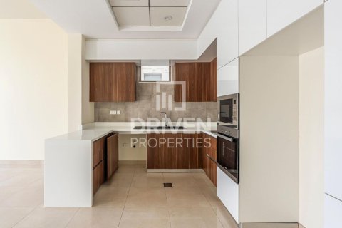 Villa te huur in Al Furjan, Dubai, VAE 4 slaapkamers, 152 vr.m., nr 655539 - foto 12