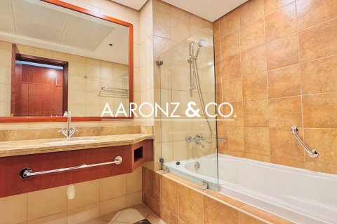 Διαμέρισμα σε Jumeirah Beach Residence, Dubai, ΗΑΕ 3 υπνοδωμάτια, 242 τ.μ. Αρ. 694961 - φωτογραφία 11