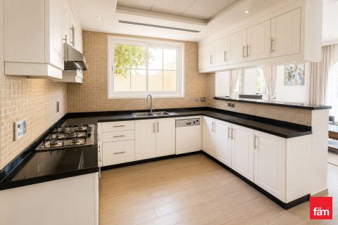 Vila di Jumeirah Park, Dubai, UEA 3 kamar tidur, 680 m2 nomor 711492 - foto 7