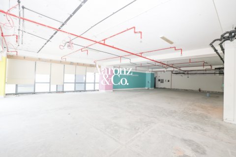 Oficina en alquiler en Downtown Dubai (Downtown Burj Dubai), Dubai, EAU 673 m2 № 709377 - foto 7