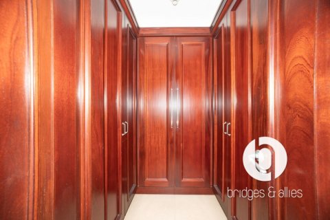 Apartman u Old Town, Dubai, UAE 3 spavaćih soba, 183 m2 Br. 709379 - fotografija 18