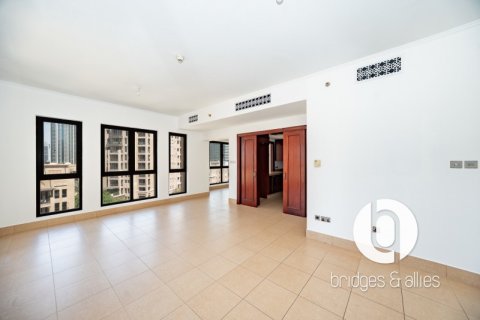 Apartman u Old Town, Dubai, UAE 3 spavaćih soba, 183 m2 Br. 709379 - fotografija 3