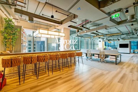 Kancelarija u Business Bay, Dubai, UAE 292 m2 Br. 709378