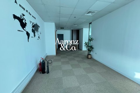 Toimisto Business Bay, Dubai, Arabiemiraatit 430 m2 № 704177 - kuva 9