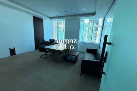 Üürile anda kontor asukohaga Business Bay, Dubai, AÜE: 430 m² Nr 704177 - pilt 7