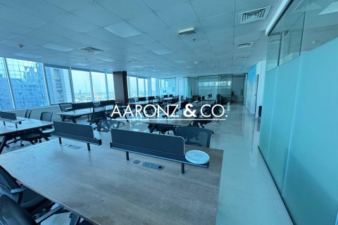Oficina en alquiler en Business Bay, Dubai, EAU 430 m2 № 704177 - foto 2