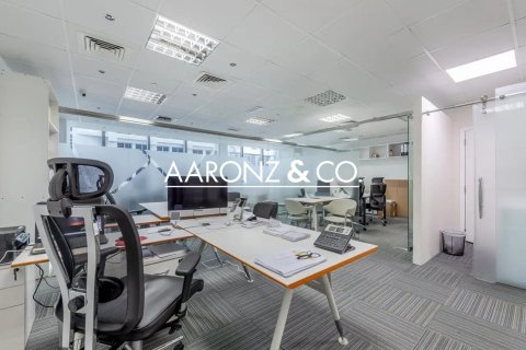 Birojs Business Bay, Dubaijā, AAE 77 m2 Nr. 679203 - attēls 1