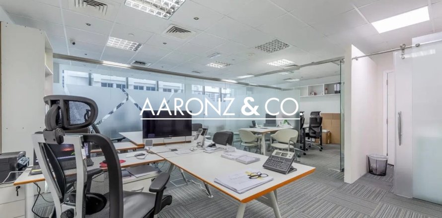 阿联酋 Dubai Business Bay 写字楼  77 平方米 , 编号 679203