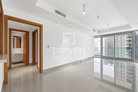 Снять в аренду квартиру в Даунтаун Дубай (Даунтаун Бурдж Дубай), ОАЭ 3 спальни, 189.52м2, № 768502 - фото 3