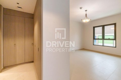 Apartment sa Deira, Dubai, UAE 2 silid-tulugan, 147.81 sq.m. № 768501 - larawan 8