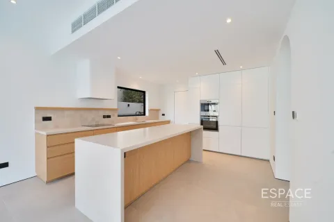 Вилла Meadows, Дубай, БАӘ-да 4 жатын бөлмелер, 332 м² № 659872 - фото 2