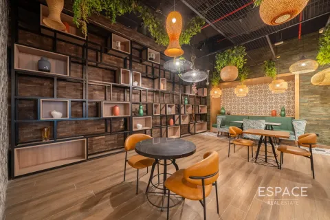 Дүкен Бизнес-Бэй, Дубай, БАӘ-да 733 м² № 659876 - фото 12