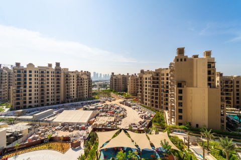 Διαμέρισμα σε Umm Suqeim, Dubai, ΗΑΕ 3 υπνοδωμάτια, 172 τ.μ. Αρ. 696117