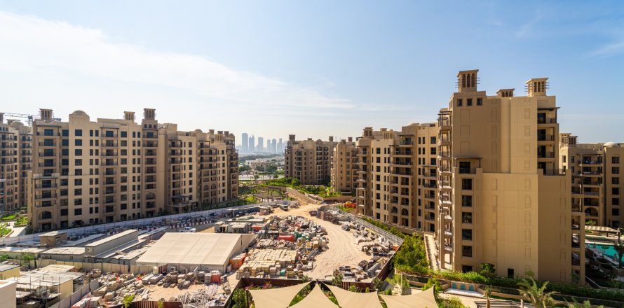 Apartament w Umm Suqeim, Dubai, ZEA 3 sypialnie, 172 mkw. nr 696117