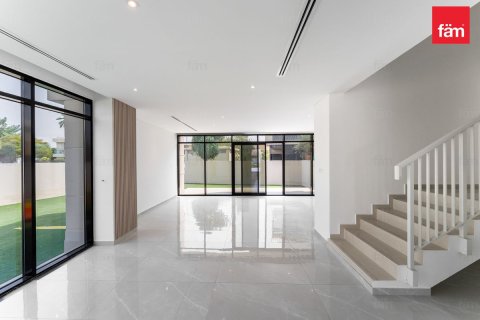 Radhus i Dubai, UAE 4 sovrum, 477.5 kvm Nr. 760333