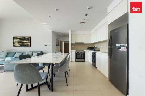 Appartamento in vendita a Dubai, EAU 2 camere da letto, 112.5 mq. № 682386 - foto 17