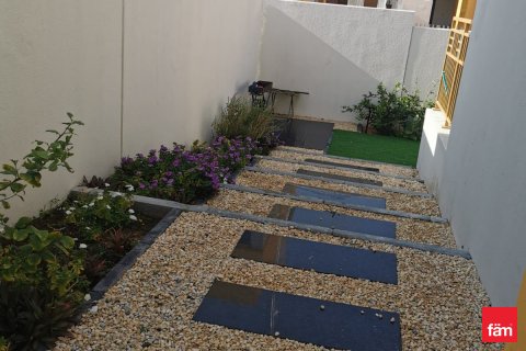 Villa in Dubai, UAE 3 bedrooms, 170.2 sq.m. № 698999 - photo 9