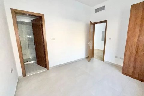 Villa te huur in Dubai Sports City, Dubai, VAE 5 slaapkamers, 270 vr.m., nr 728732 - foto 16
