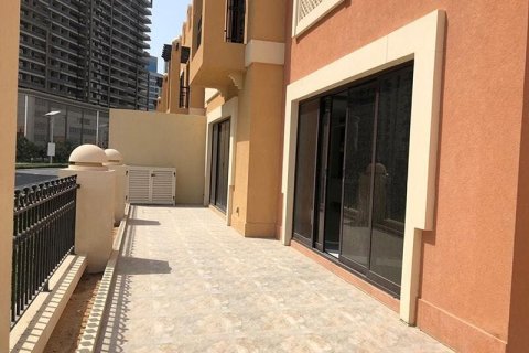 فيلا للإيجار في Dubai Sports City، دبي، الإمارات العربية المتحدة 5 غرفة نوم ، 270 متر مربع ، رقم 728732 - صورة 17