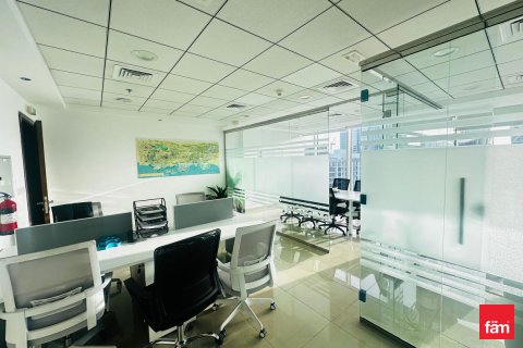 Zyrë në Business Bay, Dubai, Emiratet e Bashkuara Arabe 61.4 m2. № 719459 - Foto 4