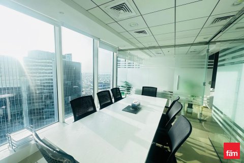 Zyrë në Business Bay, Dubai, Emiratet e Bashkuara Arabe 61.4 m2. № 719459 - Foto 10