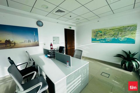 Zyrë në Business Bay, Dubai, Emiratet e Bashkuara Arabe 61.4 m2. № 719459 - Foto 12