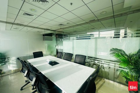 Zyrë në Business Bay, Dubai, Emiratet e Bashkuara Arabe 61.4 m2. № 719459 - Foto 8