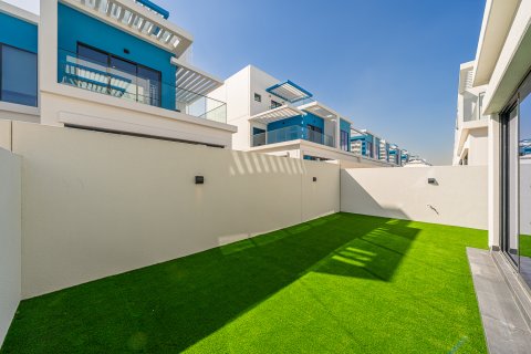 Villetta a schiera in vendita a Damac Lagoons, Dubai, EAU 5 camere da letto, 219.6 mq. № 749204 - foto 2