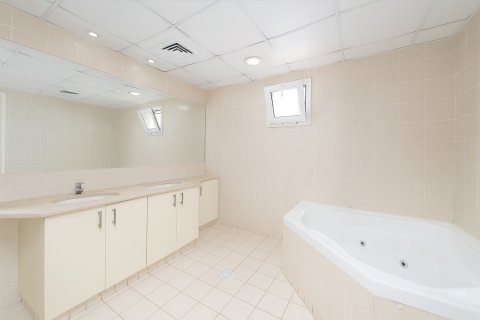 Villa zum Verkauf in Meadows, Dubai, VAE 6 Schlafzimmer, 628.4 m2 Nr. 749206 - Foto 20